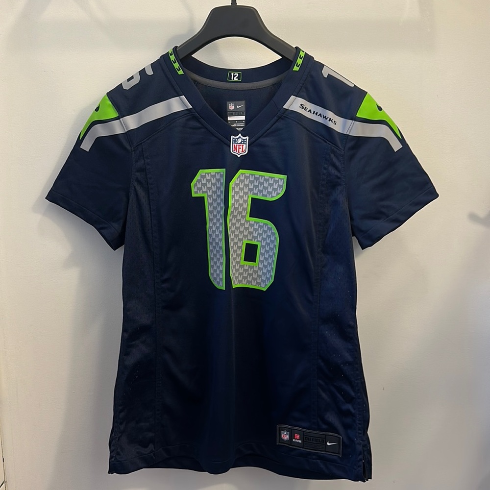 Seahawks Jersey Lockett kids Large $30
